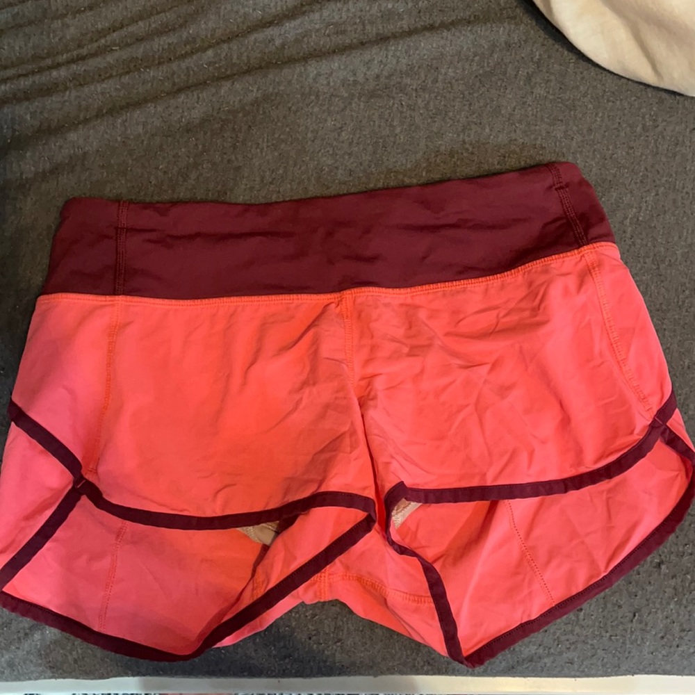 Lululemon shorts speed up 2.5”